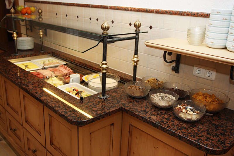 Breakfast buffet at the Hotel Garni Sonnenheim