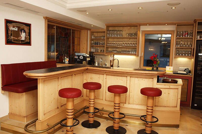 House bar in the Hotel Garni Sonnenheim in Fiss